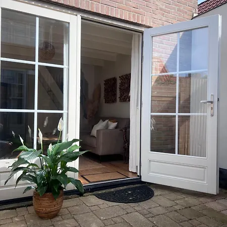 別荘 New! Heerlijk Gelegen Vakantiewoning Op Maar 150 Meter Het Strand!