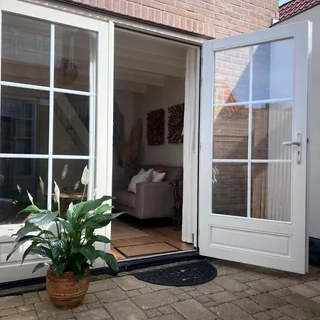 Holiday home New! Heerlijk Gelegen Vakantiewoning Op Maar 150 Meter Het Strand! *